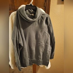 Turtle neck sweatshirt